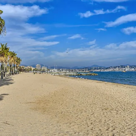 Holiday home Les Troenes By Interhome Frejus
